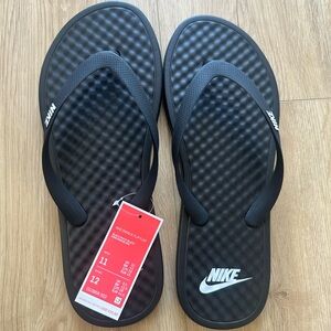 Nike Flip Flops Black/white-black Men’s sz 11 CU 3958 002